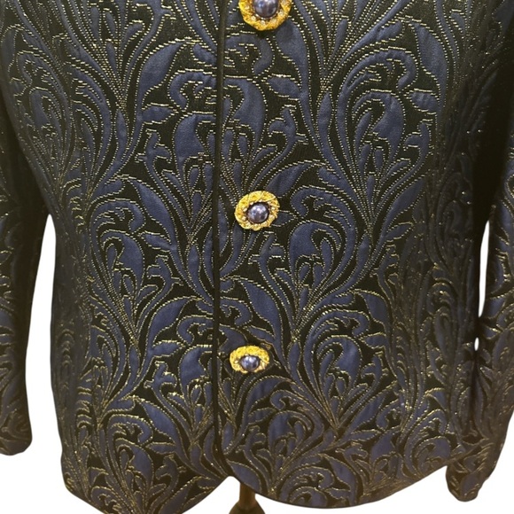 Nah Nah Vintage Navy and Black Blazer in preowned great condition, size 18. - Picture 2 of 7